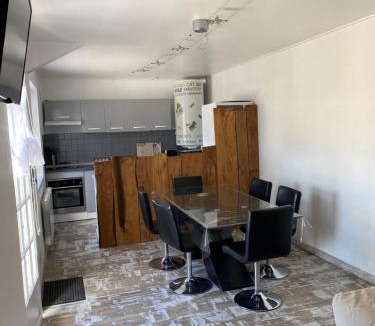 Cherrueix House | Gîte La Croix La grise