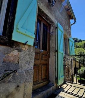 Salles-la-Source House | Gîte la Doucette proche des Cascades