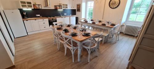 Sevremont House | Gîte La Ferme Du Mesnil