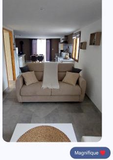 Pende House | Gîte LA FONTAINE DU MARAIS