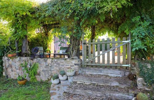 Ladignac le Long House | Gîte LA FORESTERIE
