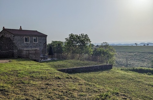 Saint-Just-pres-Brioude Cottage | Gîte - La Grange - St Just-prés-Brioude