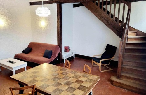 Saint-Laurent-Nouan Apartment | Gîte la grande maison