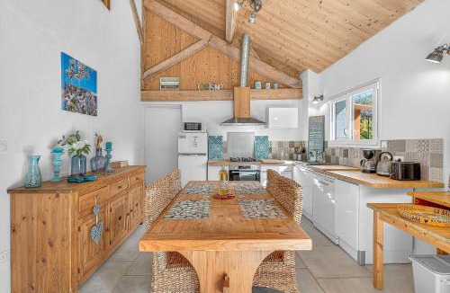 Le Saix House | Gîte La Grange Des Pépinières