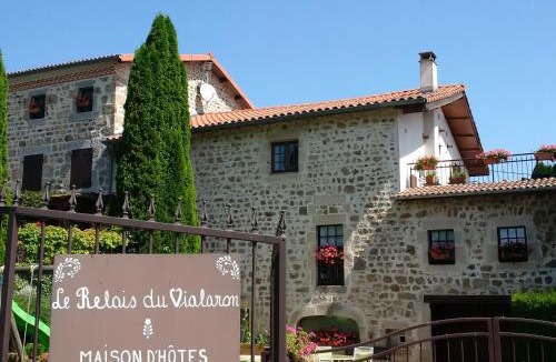 Saint-Pal-de-Chalencon House | Gîte LA GRANGE du Vialaron