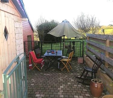 Saint-Aubin-d'Aubigne House | Gîte LA Maison LA