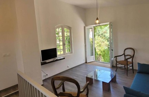 Tornac House | Gîte La Maison Du Gardien