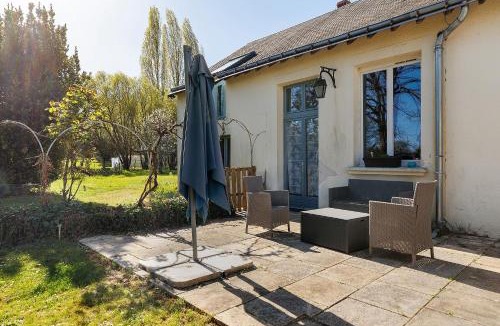 Avrille-les-Ponceaux House | Gîte La Marelle