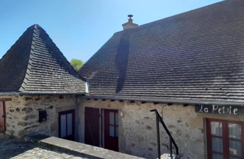 Saint-Benoit-du-Sault House | Gîte "La Petite"
