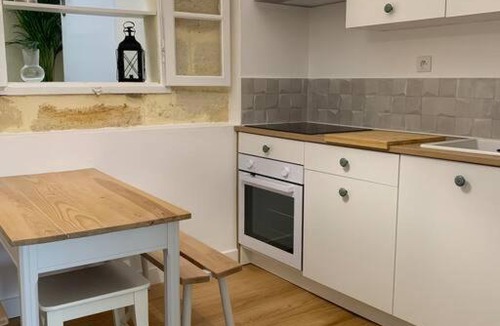 Guitres House | Gîte La Petite Maison