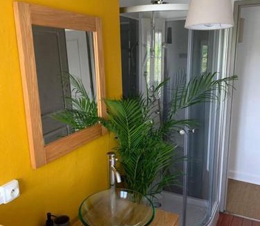 Guitres House | Gîte La Petite Maison