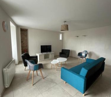 La Gaubretiere House | Gîte La Petite Renaudière - proche parc du Puy du F