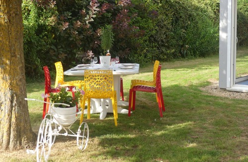 Brigne Villa | Gîte La pointe de diamant, Doué en Anjou. Pets welcome!