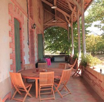 Lafitte-sur-Lot House | Gîte la Prunéloise