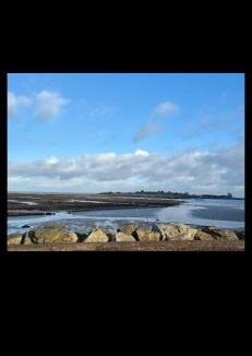Saint-Vaast-la-Hougue Apartment | Gîte la rose des vents