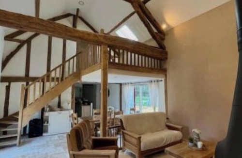 Montereau House | Gîte La tanière