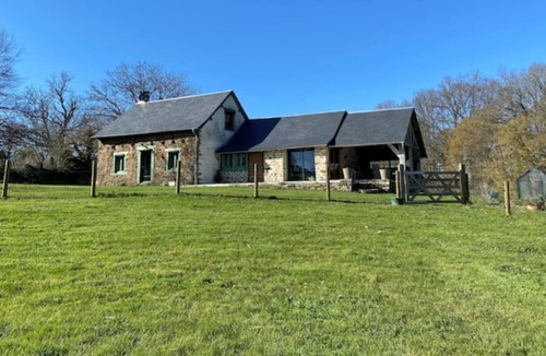 Vigeois House | Gîte La Valade