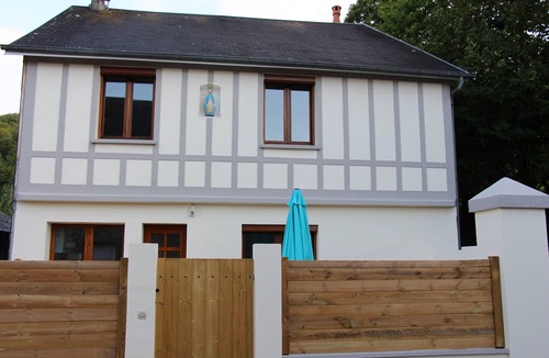 Champeaux House | Gîte "La Villa Louis