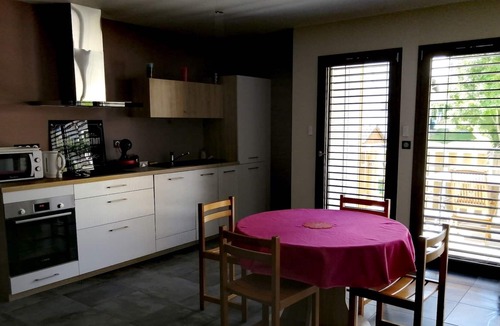 Saint-Point-Lac Apartment | Gîte lac Saint Point Avec Terrasse