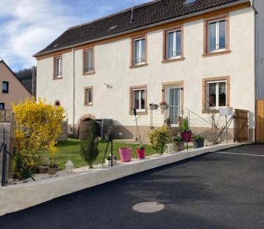 Saint-Nabor House | Gîte Le 1602