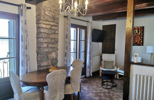 Le Caylar Apartment | Gîte Le Barry
