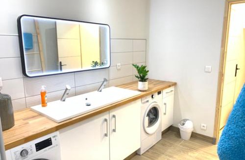 Charlieu House | Gîte le BISTANCLAC.