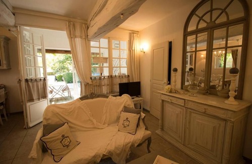 Vimoutiers Cottage | Gîte Le Bleu D'Orage