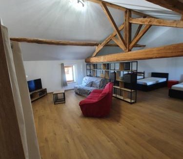 Marlieux House | Gîte Le Bonnet