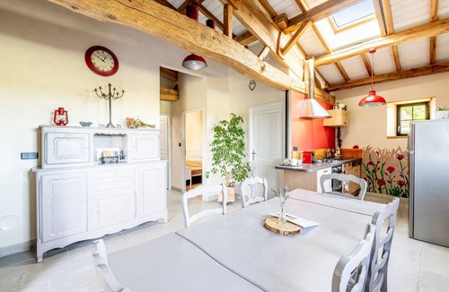 Chambretaud House | Gîte le bouton d'or – 8 minutes from Puy du Fou