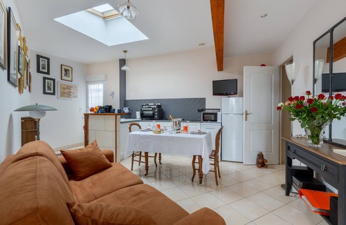 Amboise Apartment | Gîte le Chandon - One Bedroom Apartment, Sleeps 2