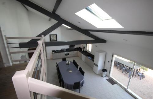 Jugy House | Gîte "Le Chemin des Moines"