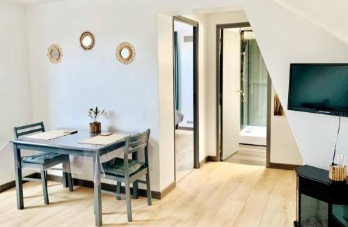 Ault Apartment | Gîte Le Cosy, T1 à 50m de la mer, centre Ault