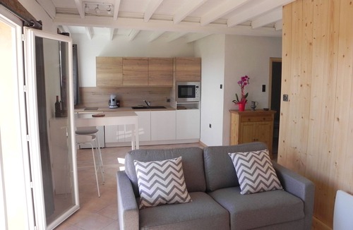 Saint-Frajou Apartment | Gîte le Figuier domaine cap de coste