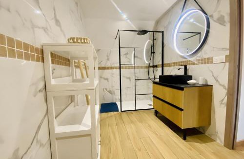 Saint-Quentin-en-Tourmont Apartment | Gîte Le Filou