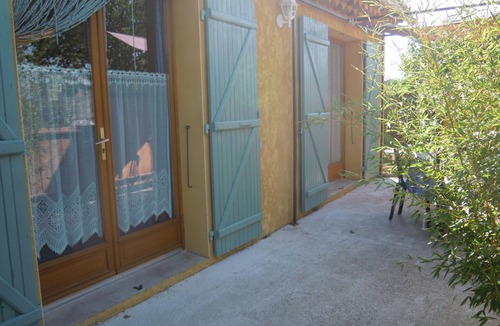 Saint-Remeze House | Gîte Le Garrus, garden, swimming pool, close to the Gorges de l'Ardèche