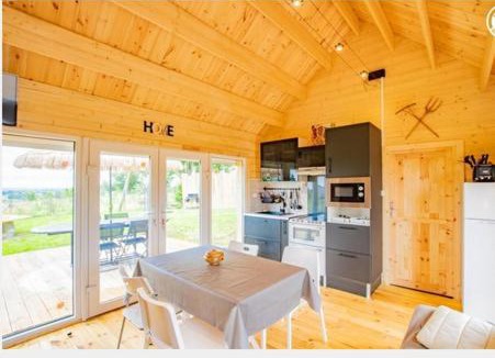 Bourbon-Lancy Ski Chalet | Gîte le Gris Coquelet