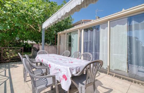 La Cassaigne House | Gîte Le Lilas - Gîte À La Ferme