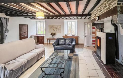 St-Denis-le-Vetu House | Gîte Le Maliverney