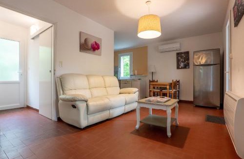 Saint Alban Auriolles House | Gîte Le Mazet Des Campanes