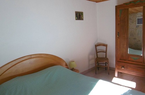 Fougax-et-Barrineuf Cottage | Gîte "Le Montségur" for 2 people