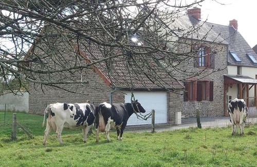 Lolif House | Gîte le Mont, à la campagne en Normandie, proche du Mont St Michel