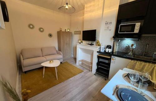 Douai Apartment | Gîte Le Nid Douillet 18m2 2 personnes