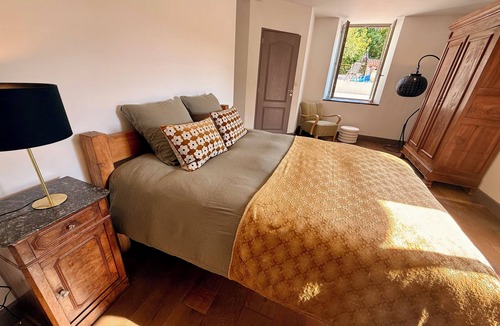 Saint-Romain Bed & Breakfast | Gîte Le Patio Bleu