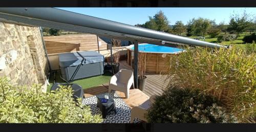 Ondefontaine House | Gîte Le petit pied du bois