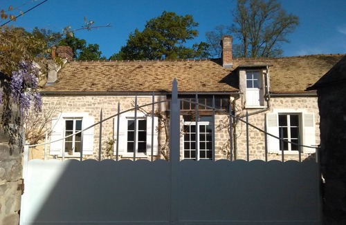 Oncy-sur-Ecole Cottage | Gîte "le petit role" *