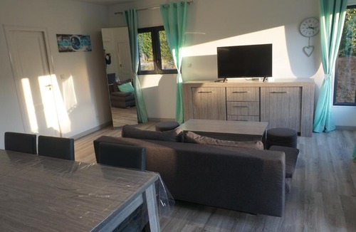 Poix-Terron House | Gîte Le Pixien D 4 à 6 personnes 15 min Charleville