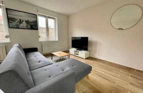 Phalempin Apartment | Gîte Le Plain Pied - 5min de la gare vers Lille - Arras - Lens