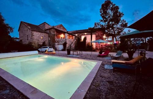 Planzolles House | Gîte Le Planzollais