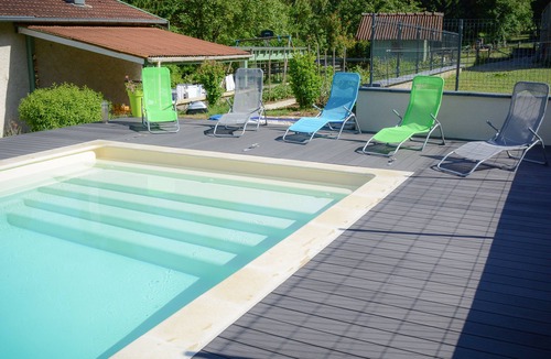 Favieres House | Gîte Le Répit with swimming pool