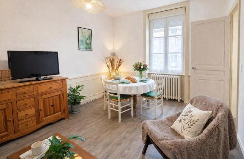 Paimpont Apartment | Gîte Le Repos de Merlin - Paimpont, Forêt de Brocéliande